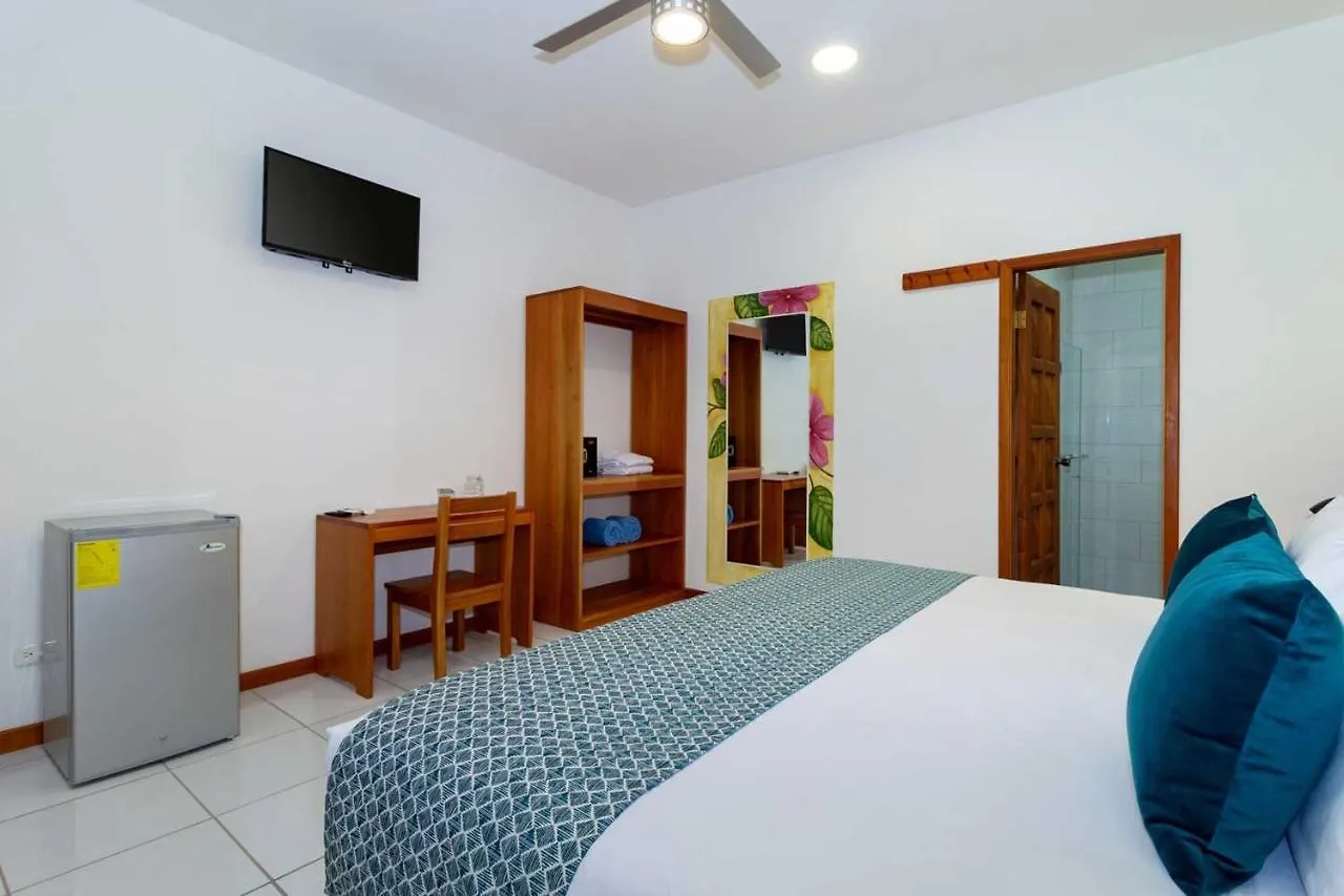 **** Hotel Plaza Luna Suites Puerto Ayora  Ecuador