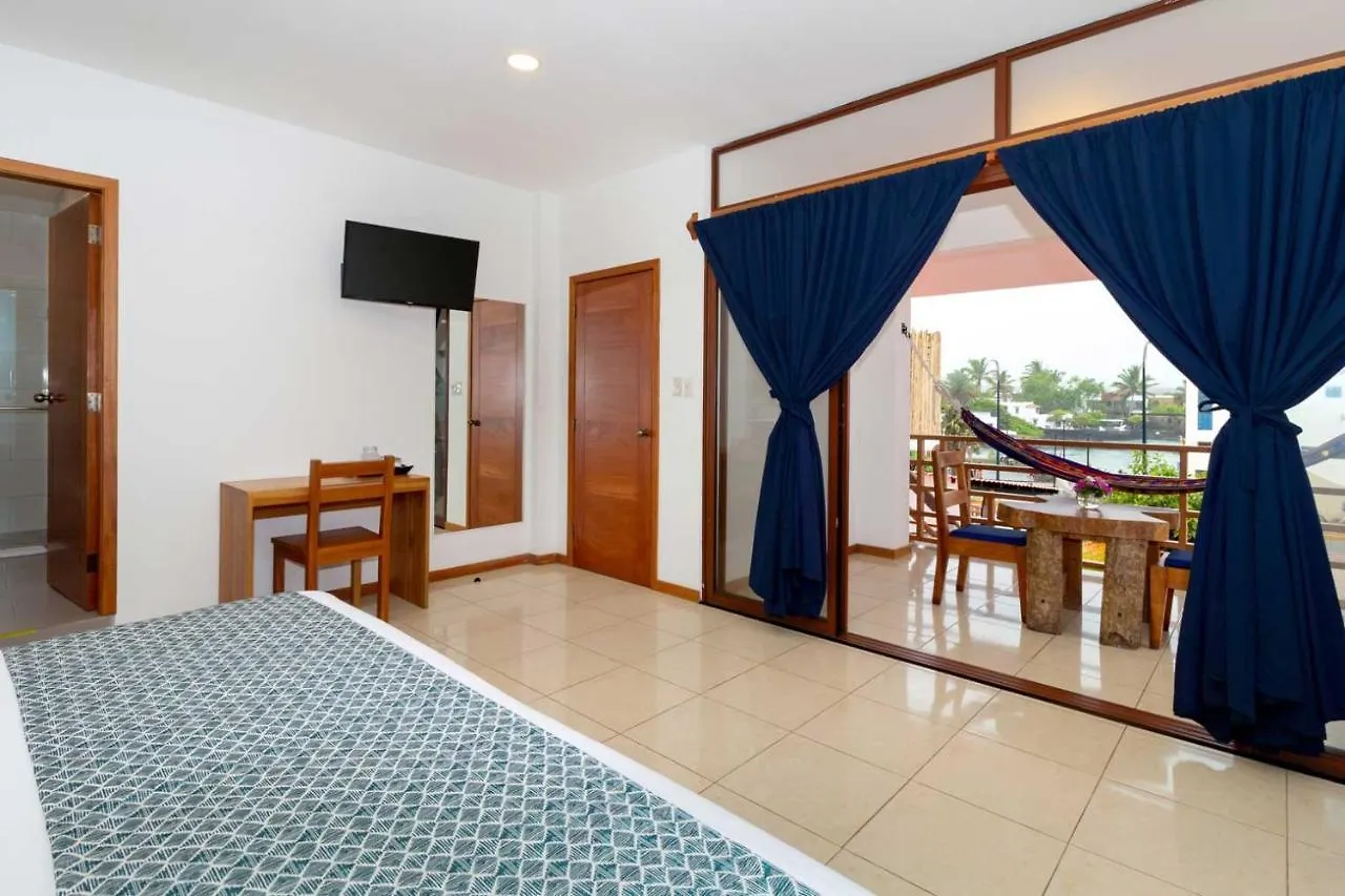 Plaza Luna Suites Пуэрто-Айора 4*,