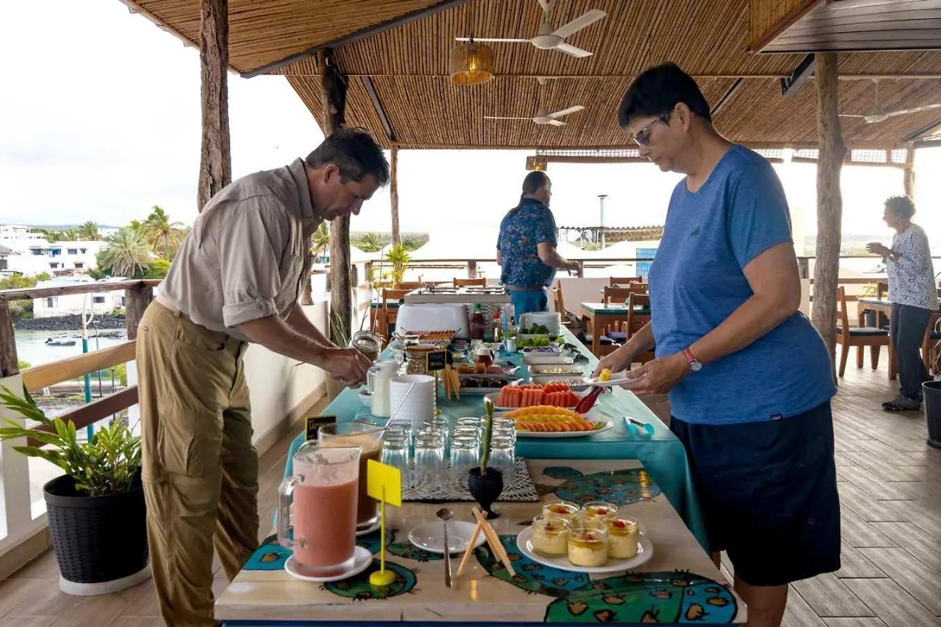 Plaza Luna Suites Puerto Ayora