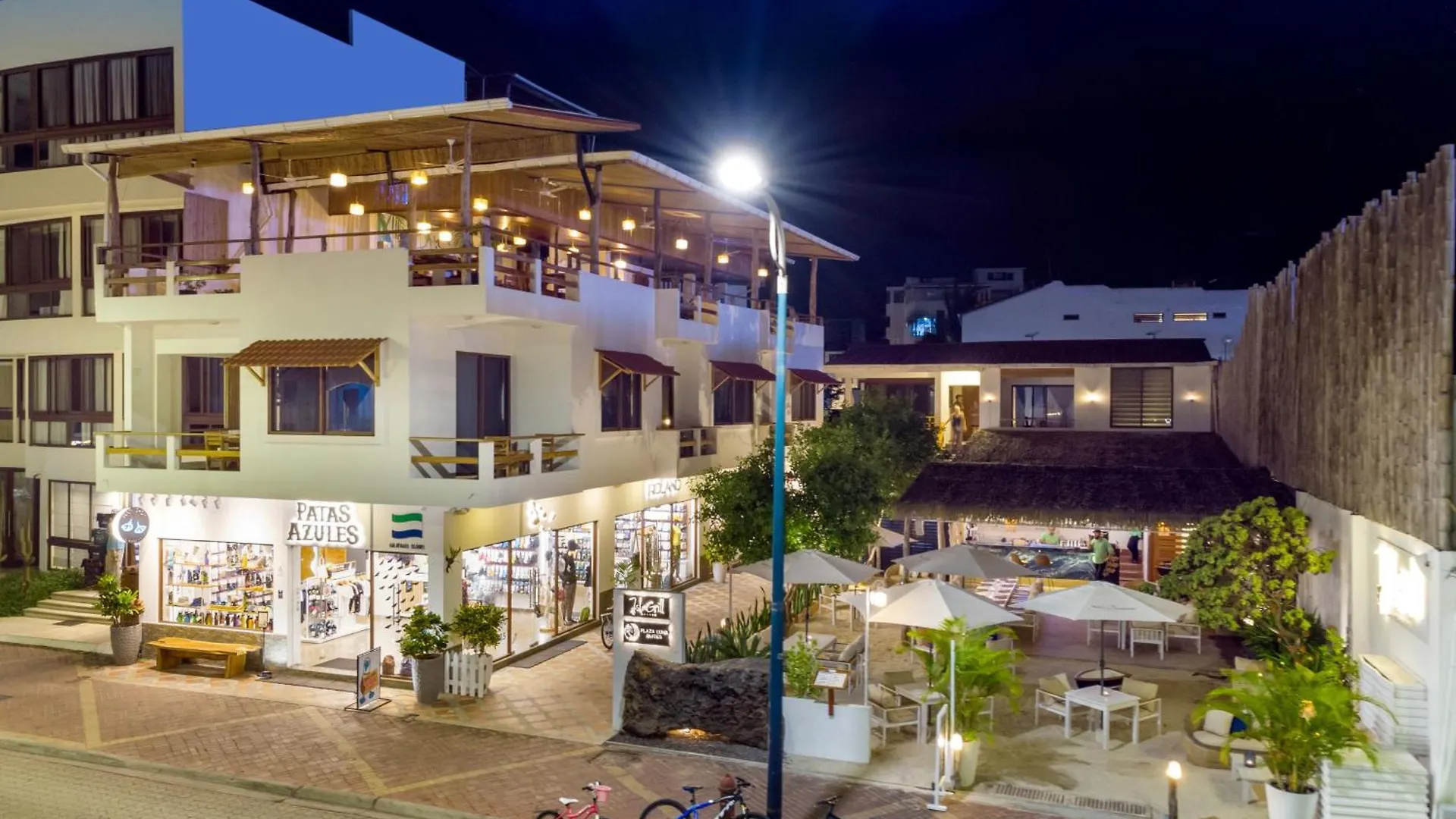 Hotel Plaza Luna Suites Puerto Ayora